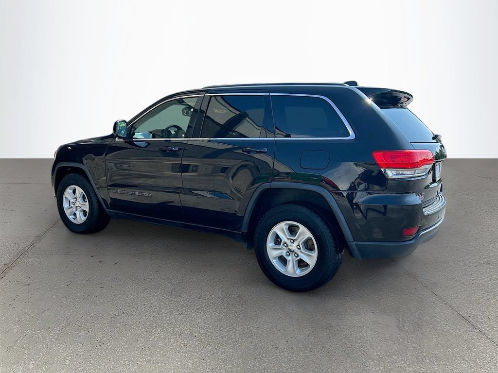 Used 2017 Jeep Grand Cherokee Laredo RWD image 6