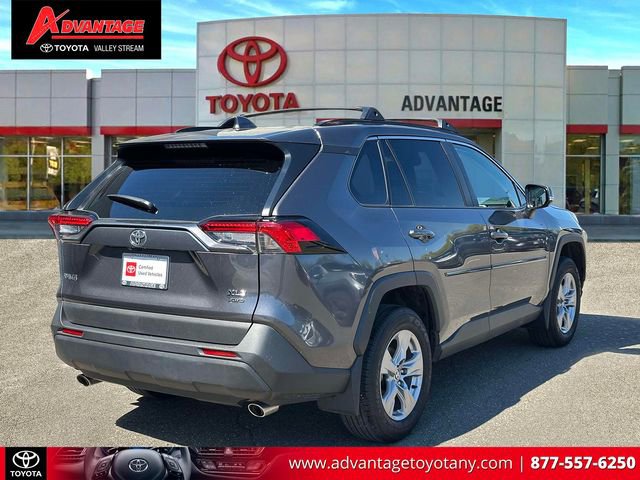 Used 2024 Toyota RAV4 XLE AWD/4WD image 7