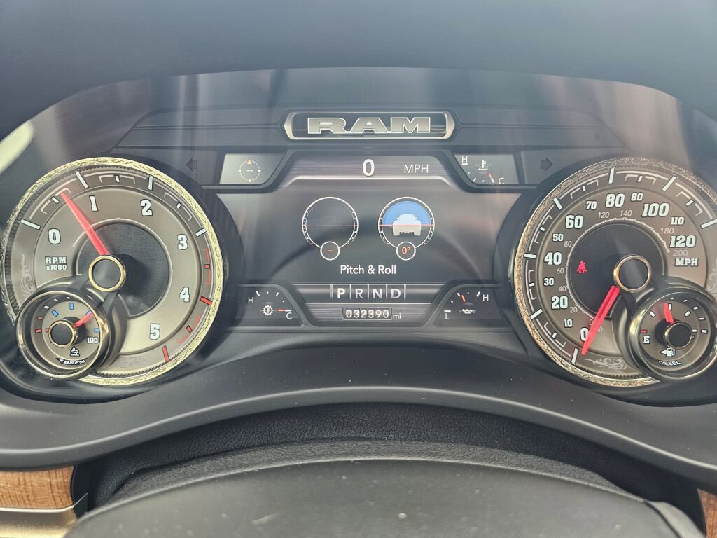 Used 2022 RAM 3500 Limited AWD/4WD image 24