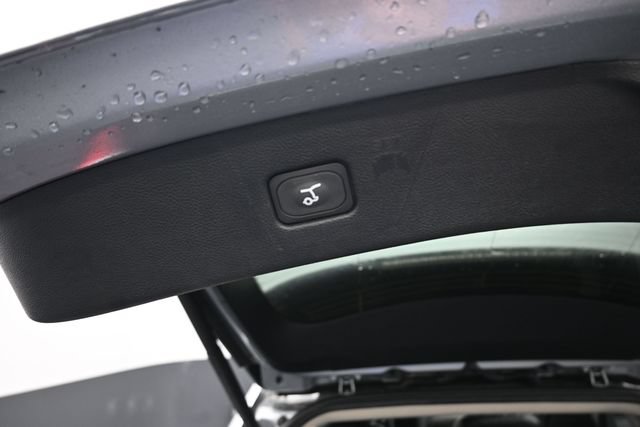 Used 2024 Ford Edge Titanium AWD/4WD image 7