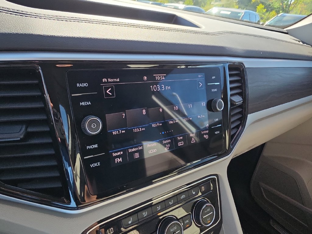 Used 2022 Volkswagen Atlas SE AWD/4WD image 18