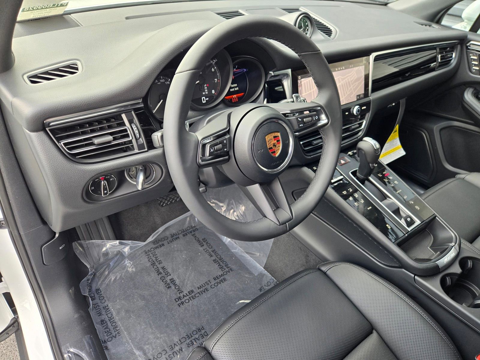 New 2026 Porsche Macan AWD/4WD image 4