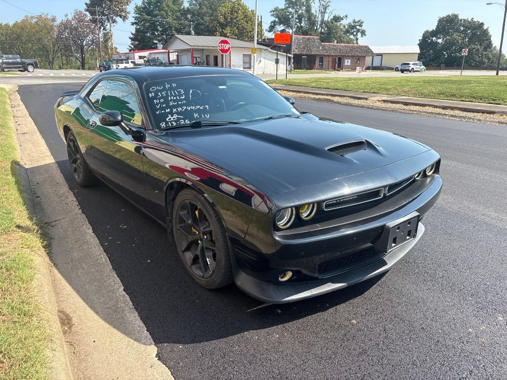Used 2019 Dodge Challenger GT w/ Plus Package RWD image 8