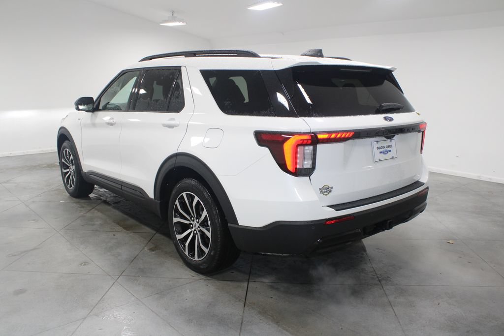 New 2026 Ford Explorer ST-Line w/ Premium Package RWD image 6