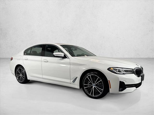 Used 2023 BMW 540i w/ Premium Package RWD image 3