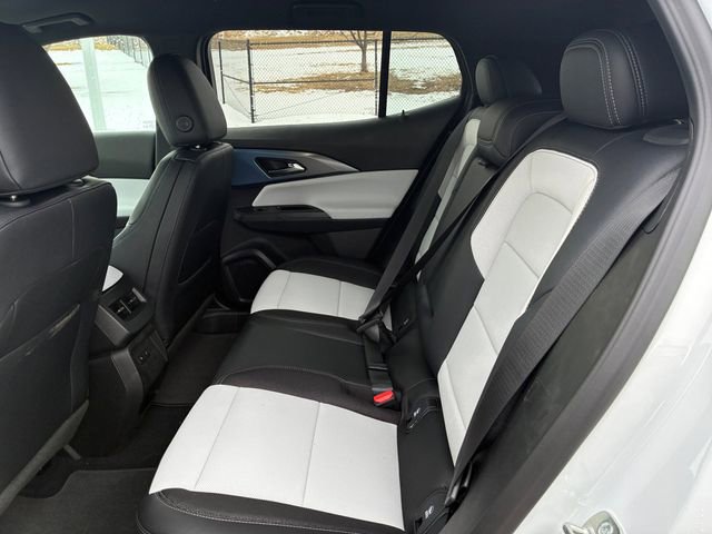 New 2026 Chevrolet Equinox EV LT image 17