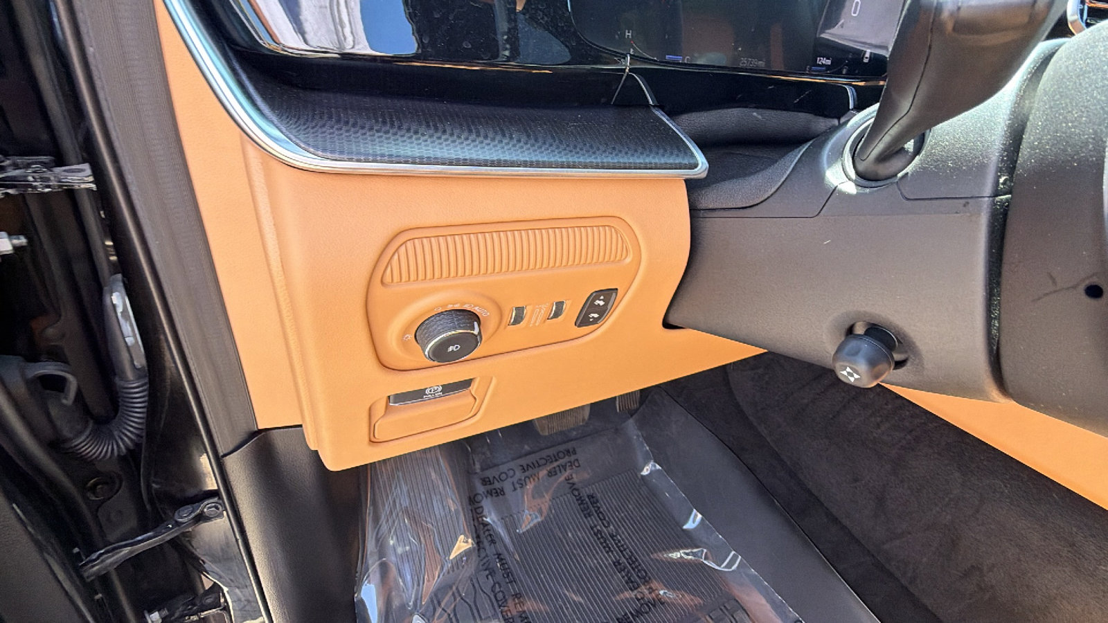 Used 2025 Jeep Grand Wagoneer Series III w/ Rear Seat Video Group 1 AWD/4WD image 29
