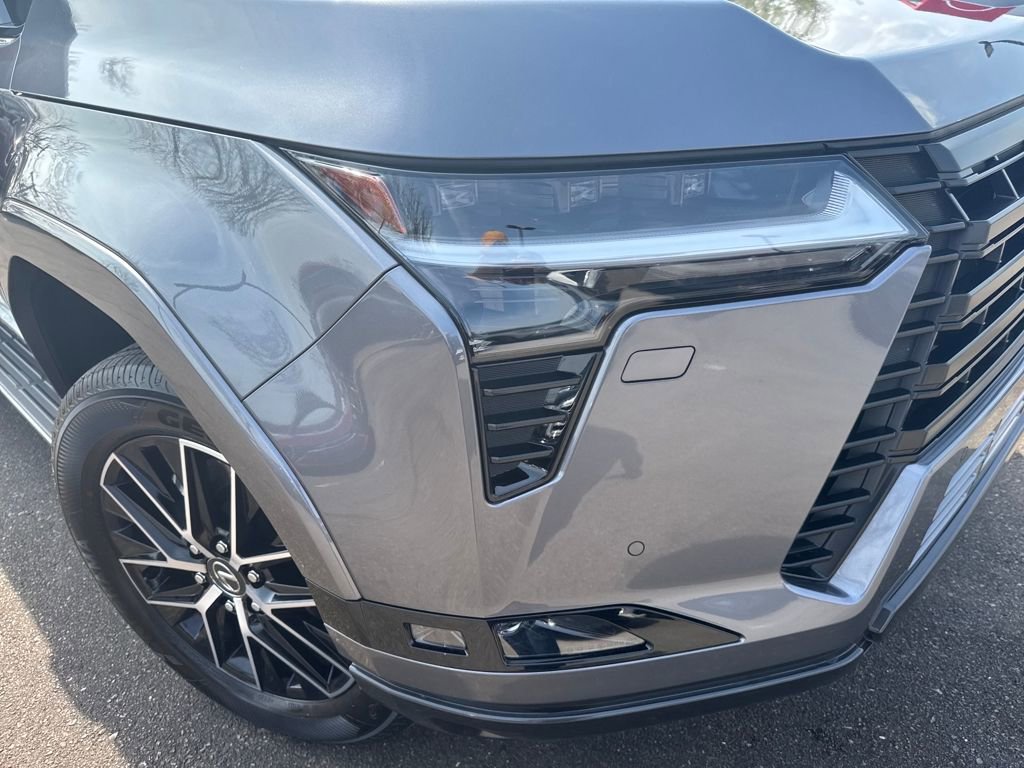 Used 2026 Lexus GX 550 w/ Accessory Package (2T) image 27