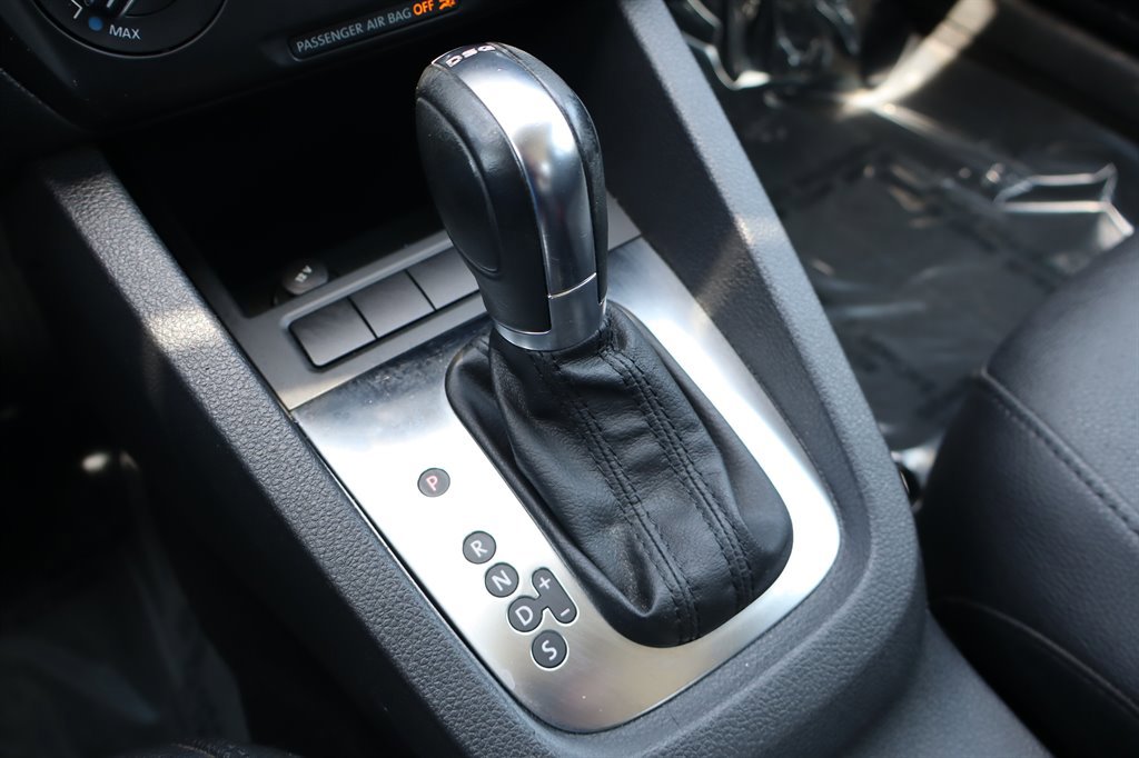 Used 2012 Volkswagen Jetta TDI FWD image 23