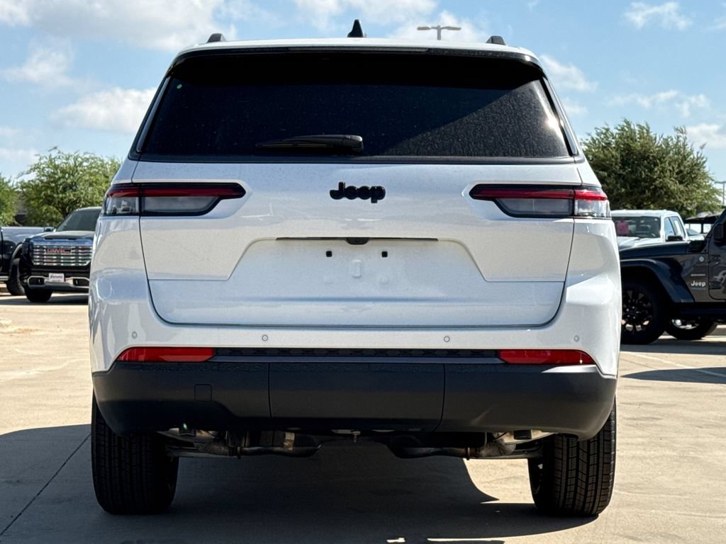 New 2026 Jeep Grand Cherokee L 2WD image 6