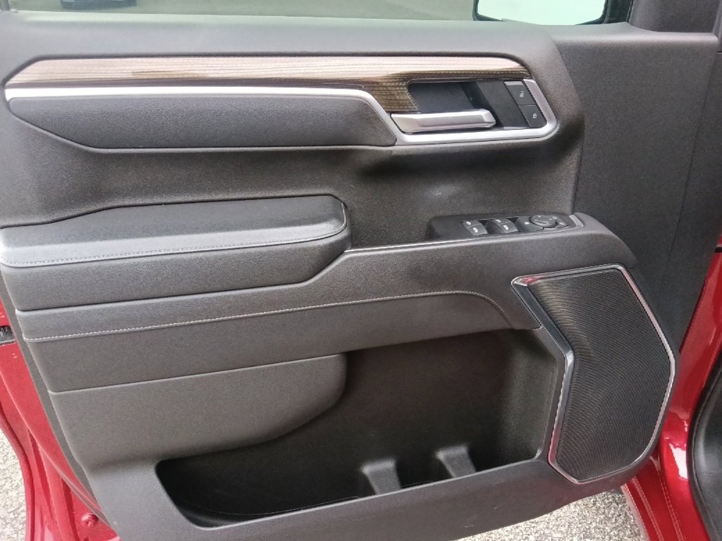 Used 2022 Chevrolet Silverado 1500 LT w/ Protection Package image 11