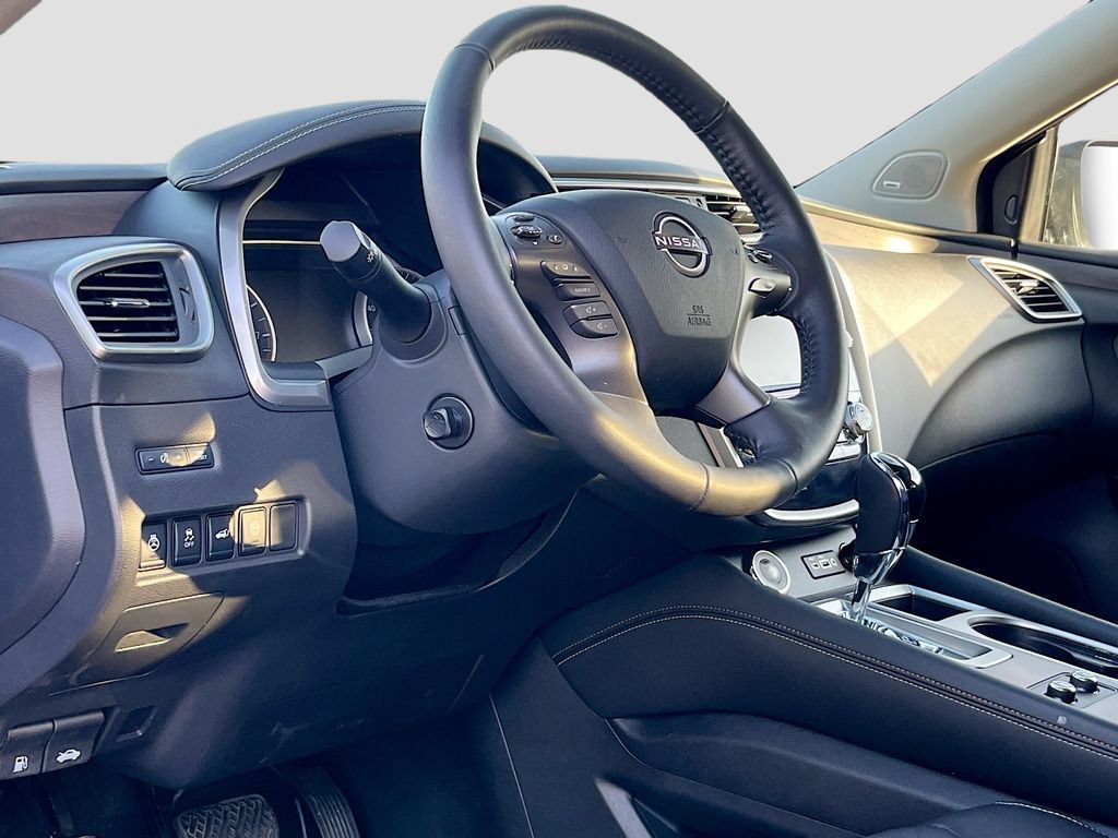 Used 2024 Nissan Murano Platinum w/ Cargo Package FWD image 9