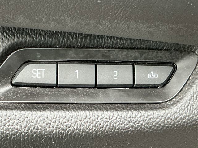 Used 2017 Cadillac Escalade Premium Luxury image 59