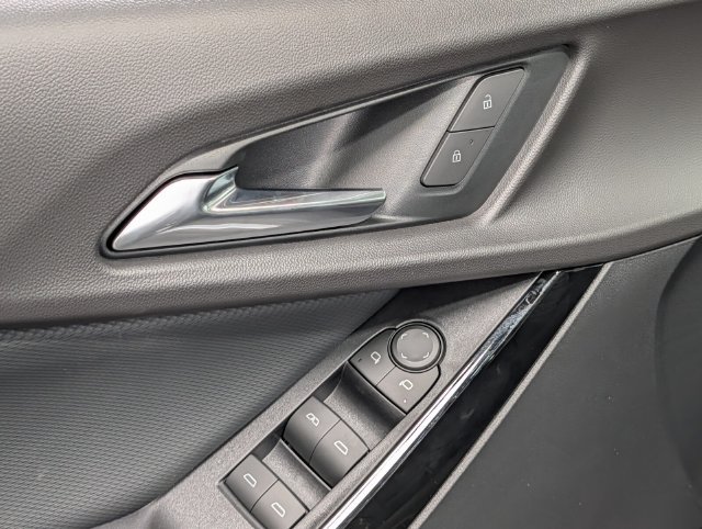 New 2027 Chevrolet Equinox LT FWD image 14