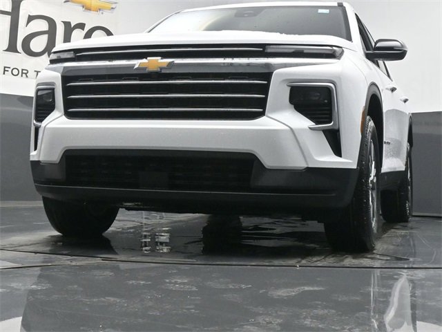 New 2026 Chevrolet Traverse LT w/ LPO, Floor Liner Package image 4