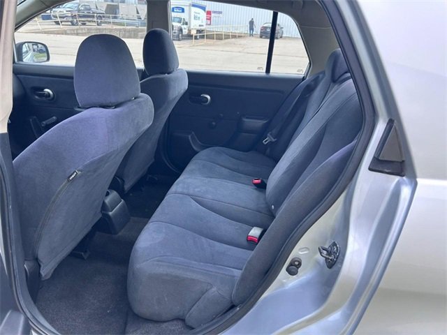 Used 2011 Nissan Versa Sedan image 6