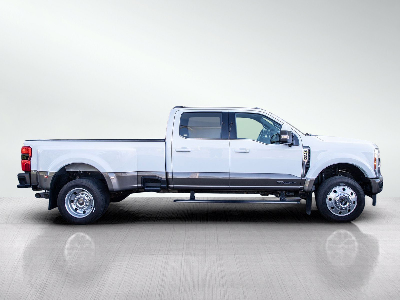 Used 2023 Ford F450 King Ranch AWD/4WD image 6