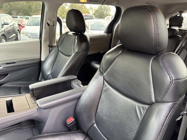 Certified 2023 Toyota Sienna LE w/ LE Plus Package image 11