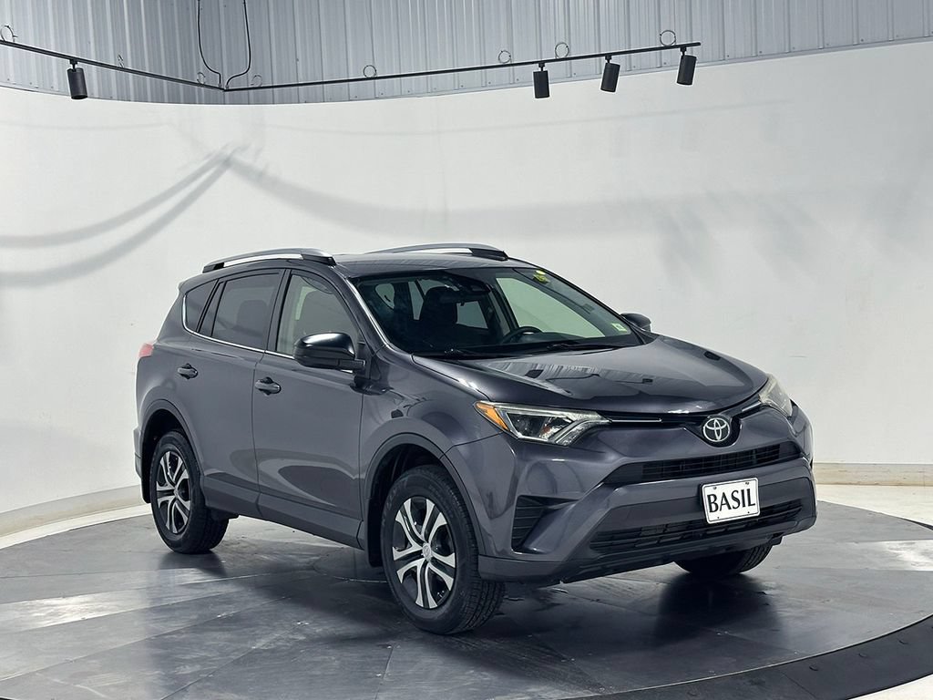 Used 2018 Toyota RAV4 LE w/ All Weather Liner Package AWD/4WD image 35
