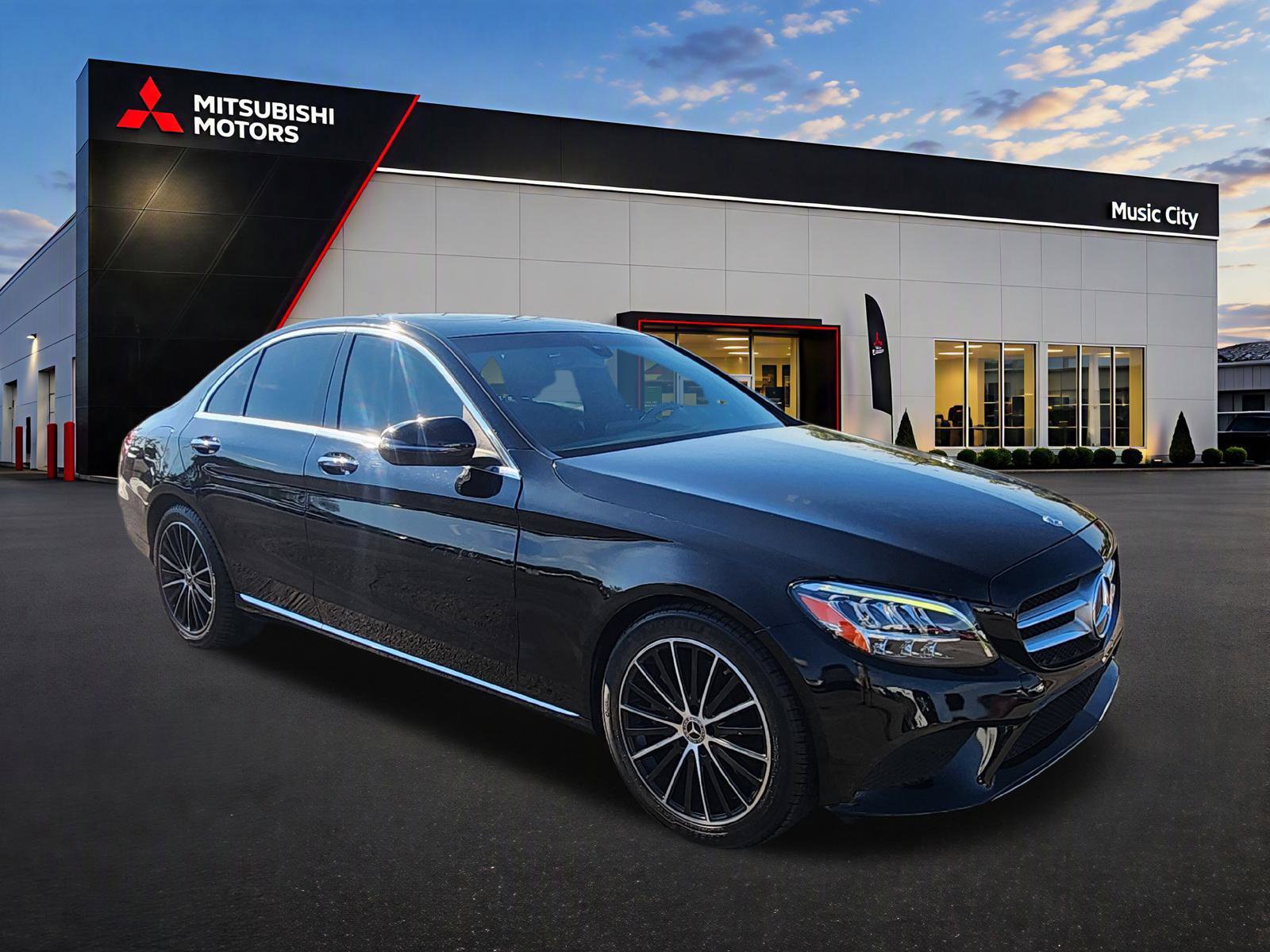 Used 2021 Mercedes-Benz C 300 Sedan image 9
