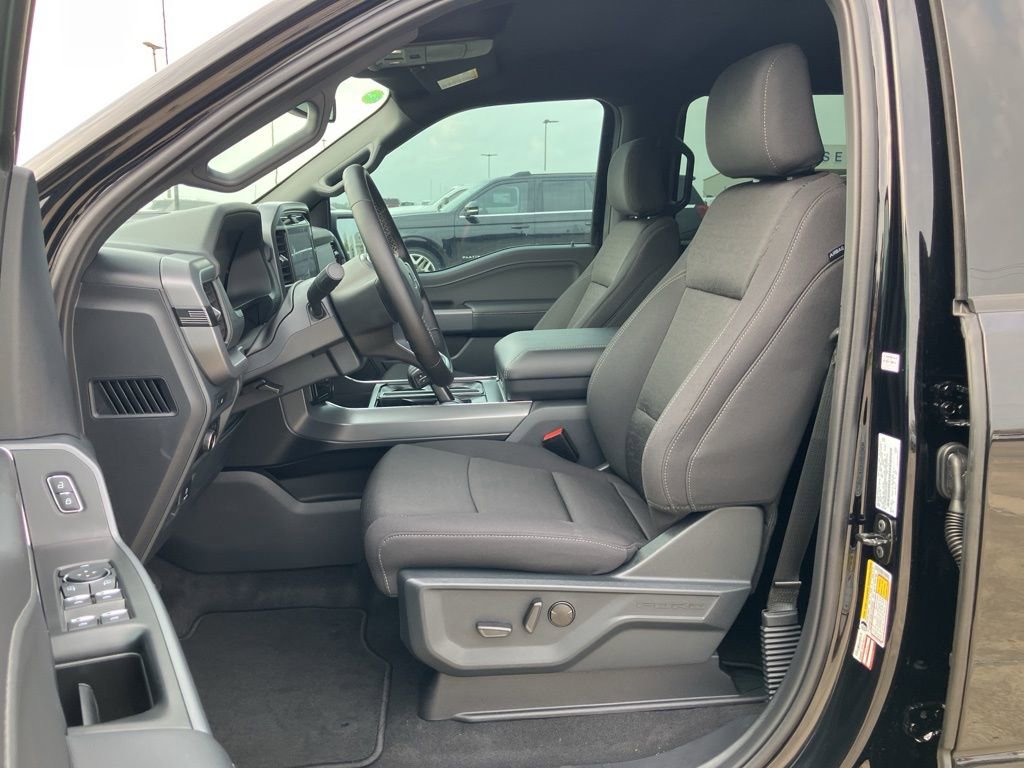 New 2025 Ford F150 XLT w/ Equipment Group 302A MID image 22