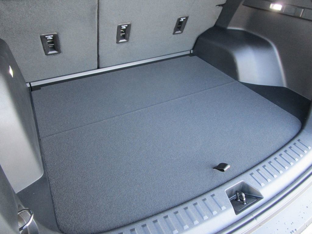 New 2026 Chevrolet Equinox LT w/ Convenience Package II image 14