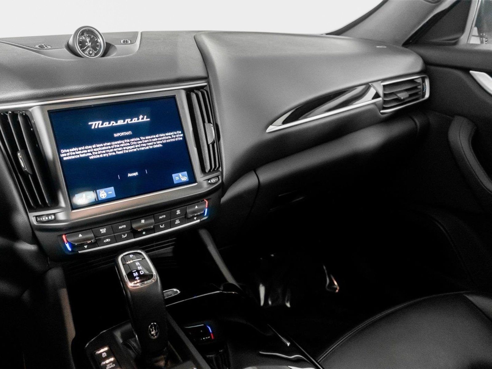 Used 2022 Maserati Levante GT image 35