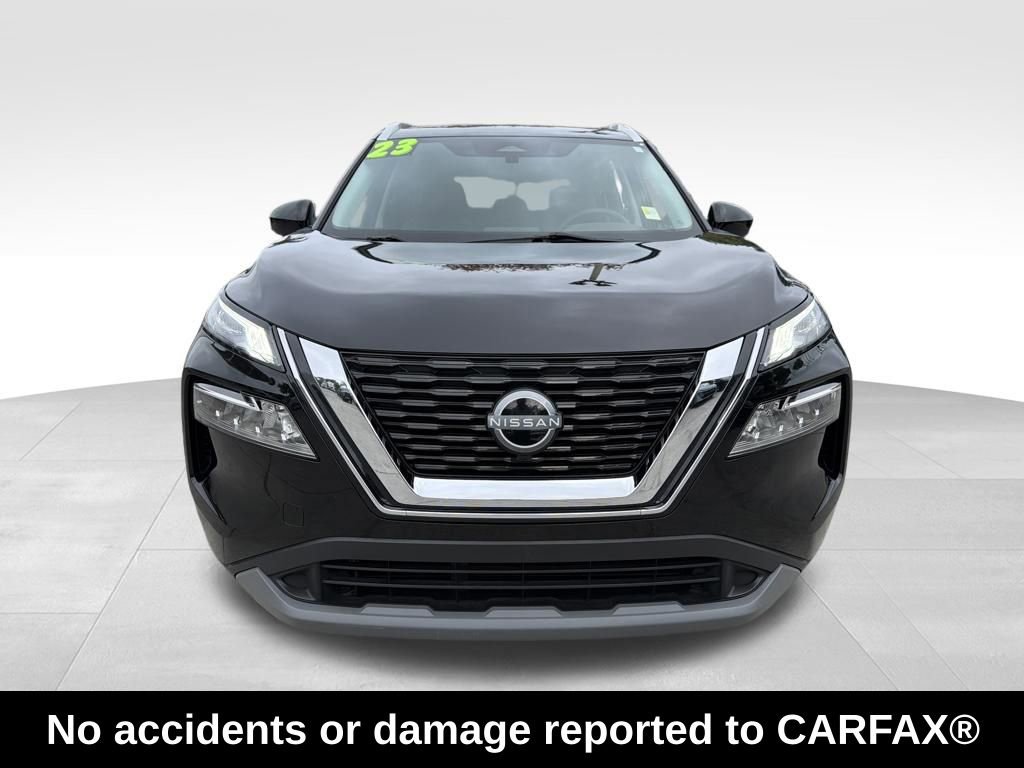 Used 2023 Nissan Rogue SV w/ SV Premium B Package FWD image 2