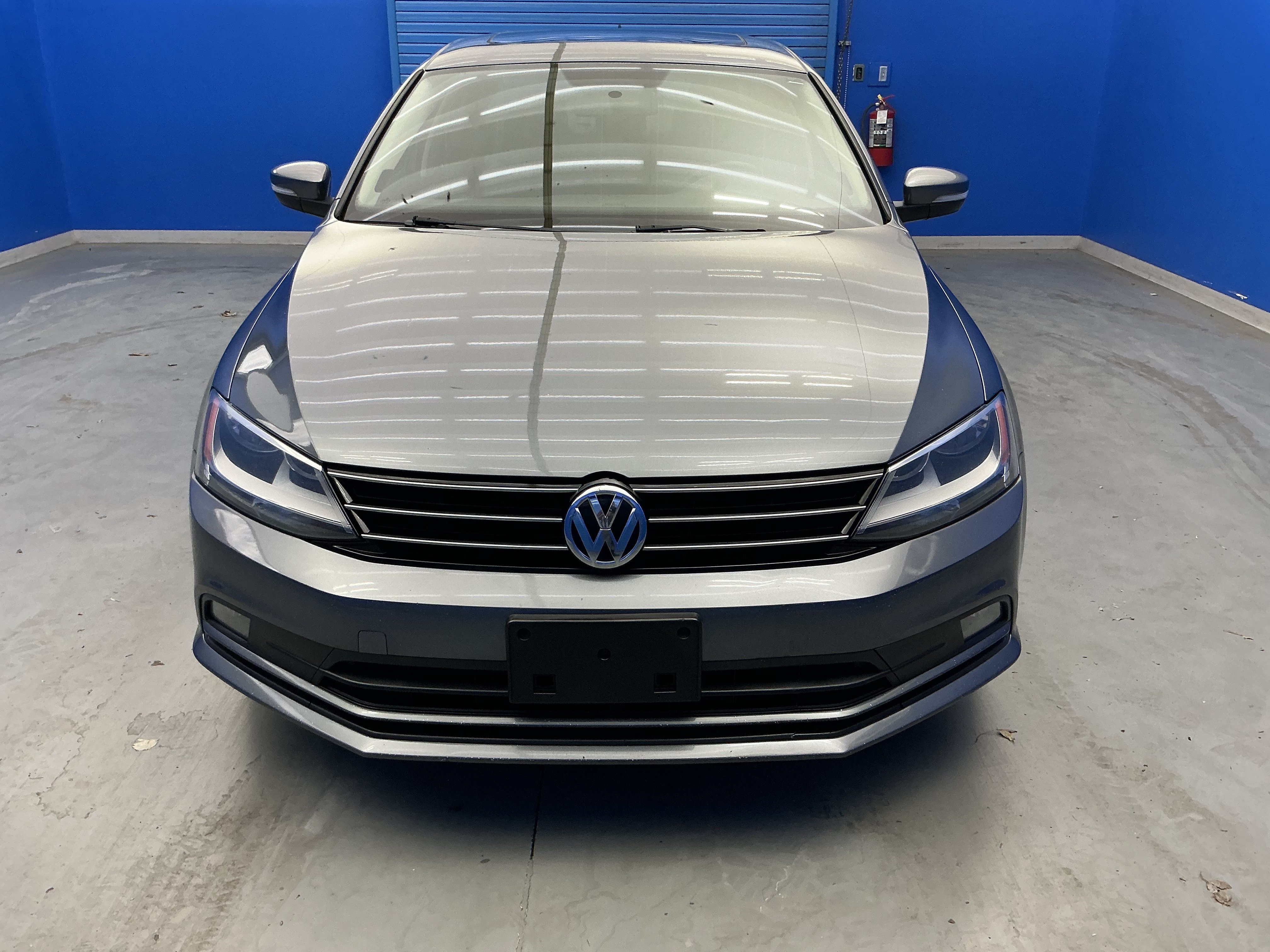 Used 2015 Volkswagen Jetta TDI SEL FWD image 3