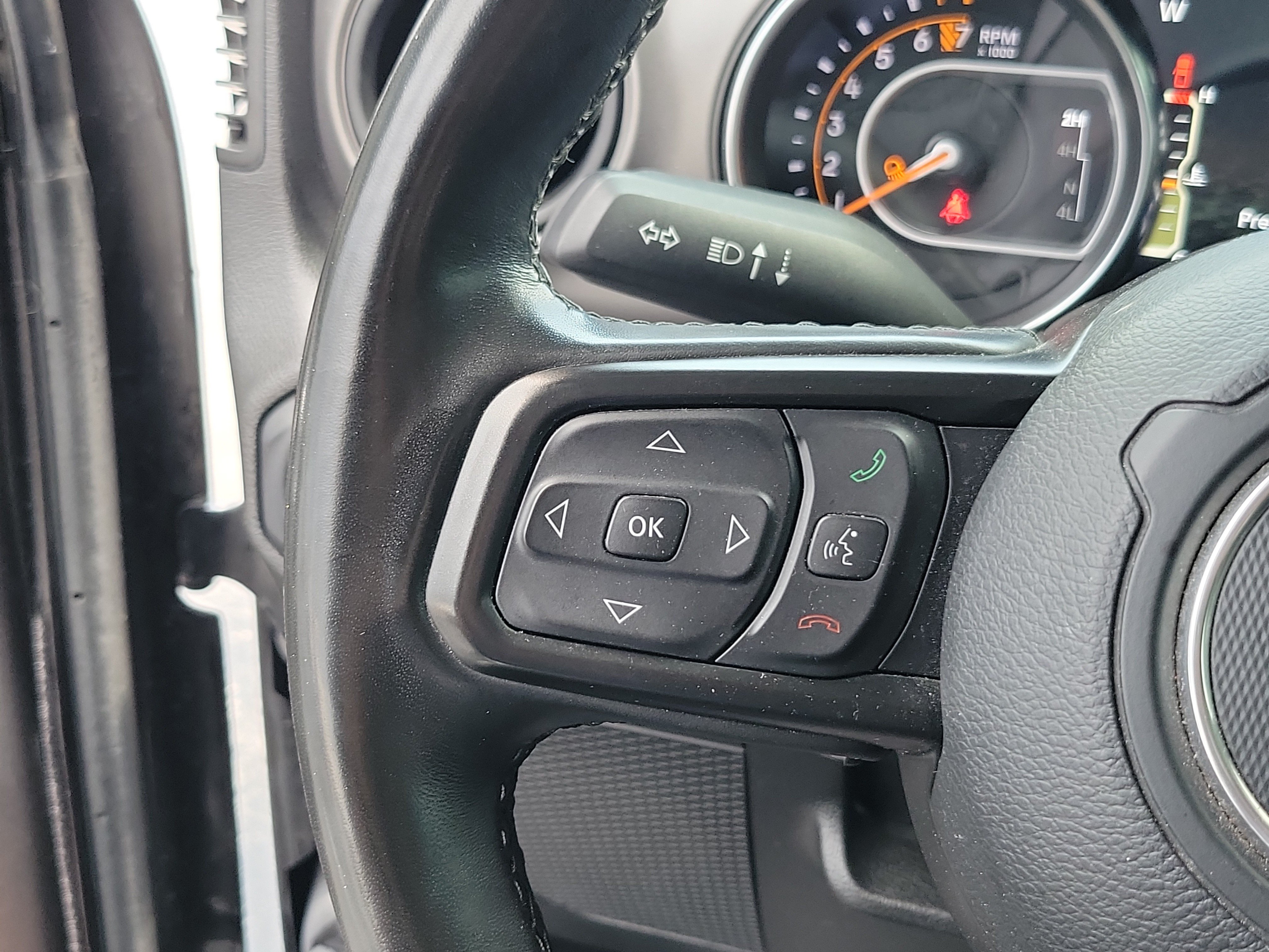 Used 2022 Jeep Gladiator Sport AWD/4WD image 21