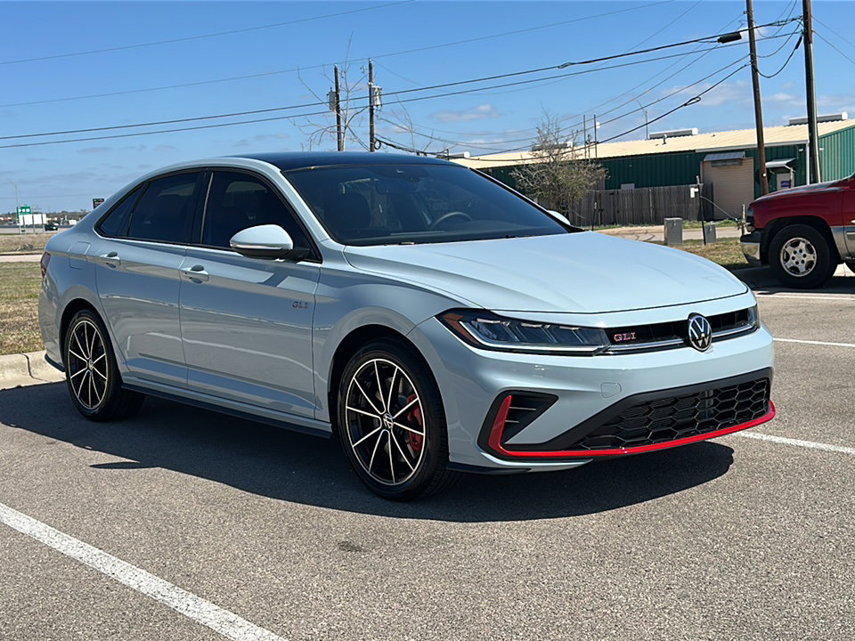 Used 2025 Volkswagen Jetta GLI Autobahn image 10