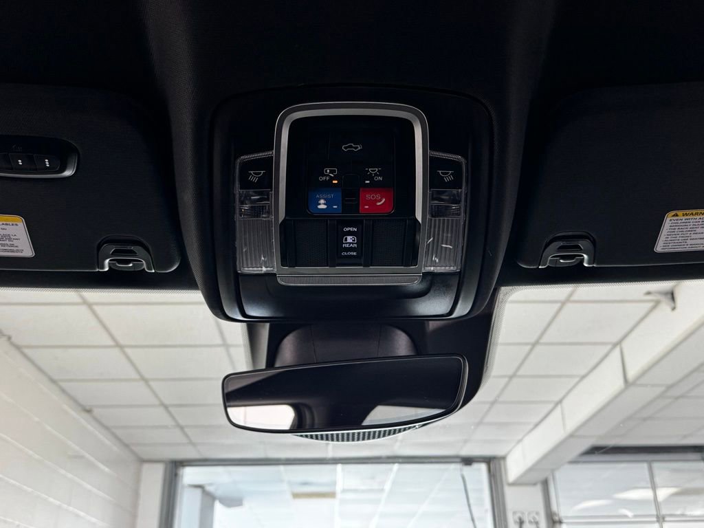 Certified 2024 RAM 1500 Limited image 26