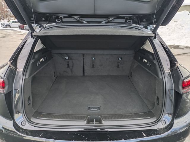 Used 2023 Buick Envision Essence w/ Technology Package I image 33