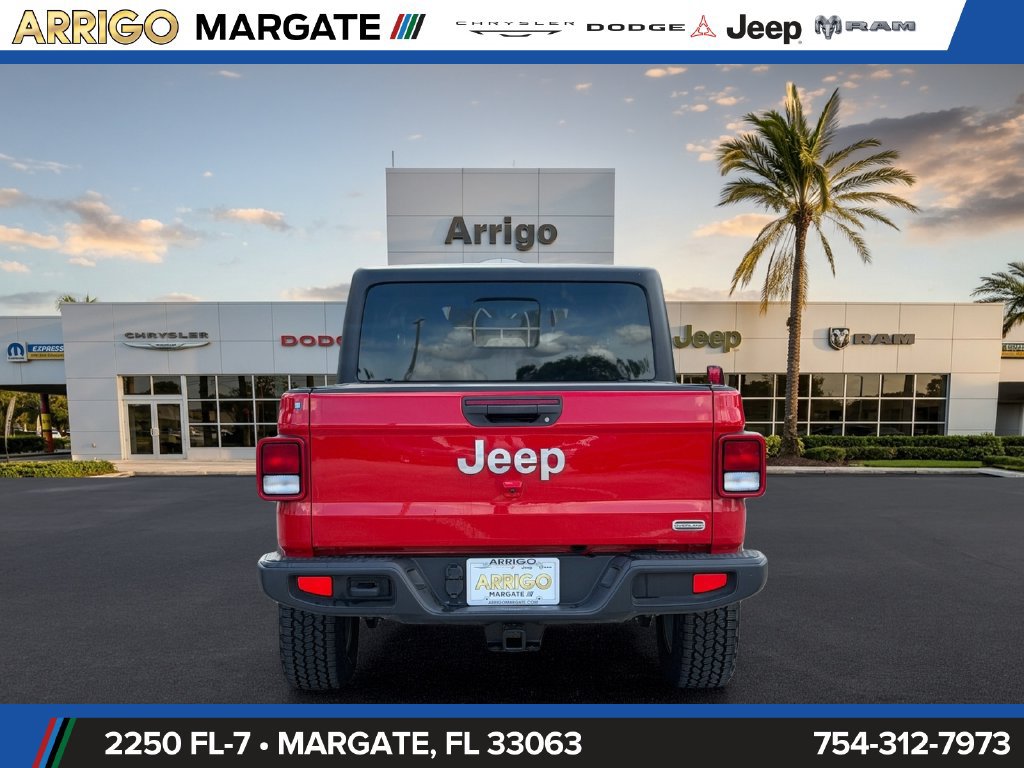 Certified 2023 Jeep Gladiator Overland w/ Popular Equipment Package AWD/4WD image 6
