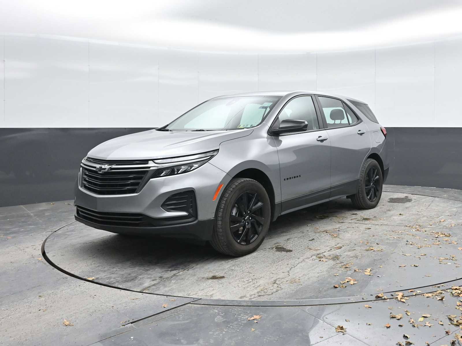 Used 2024 Chevrolet Equinox LS w/ Sport Edition image 5