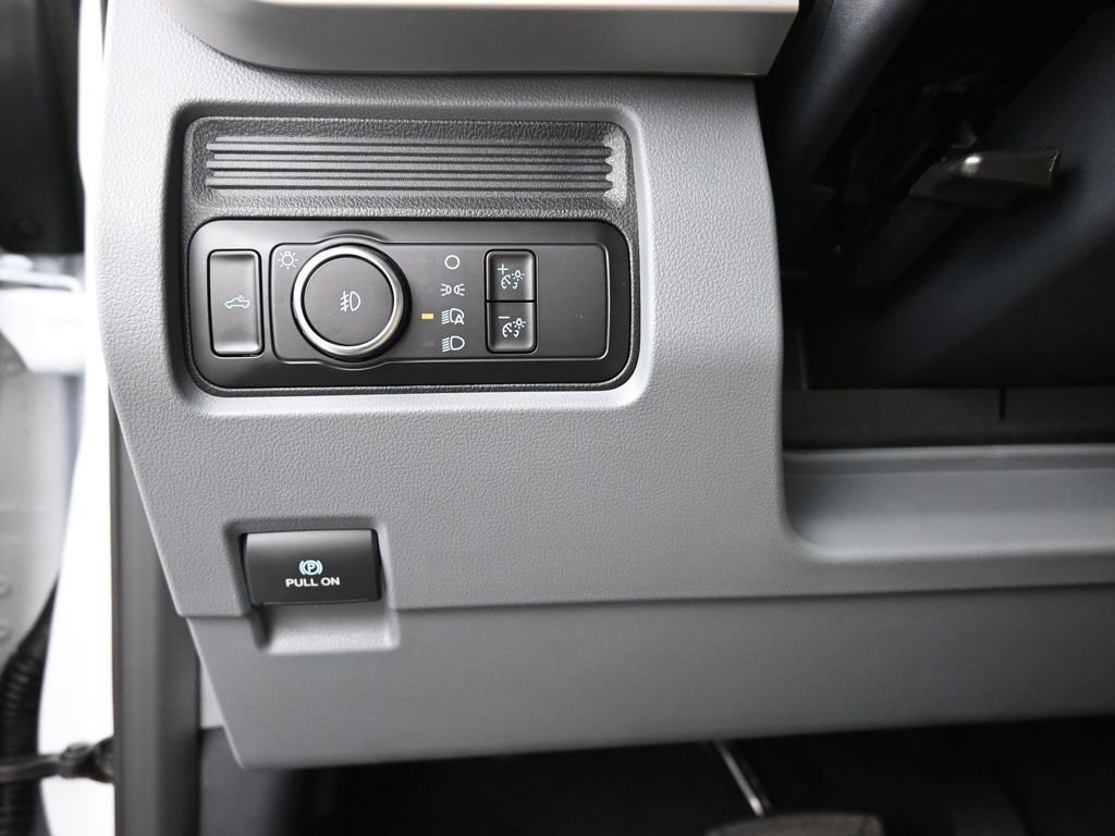 New 2026 Ford F350 4x4 Crew Cab Super Duty image 33