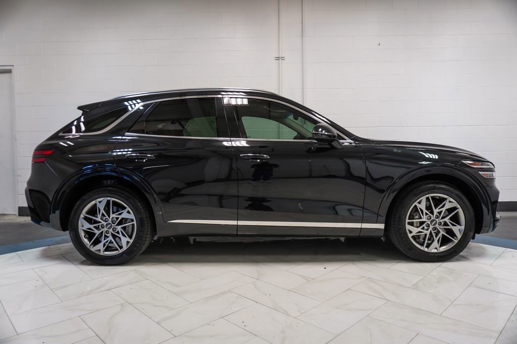 Used 2023 Genesis GV70 2.5T w/ Select Package AWD/4WD image 35