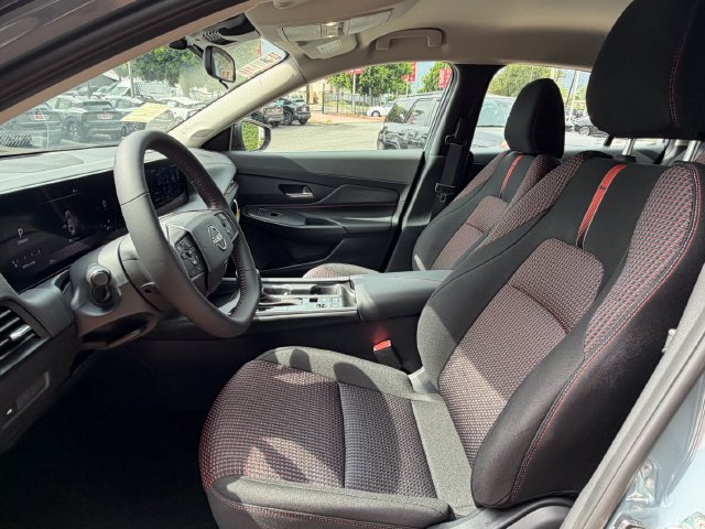 New 2027 Nissan Sentra SR w/ SR All Weather Package FWD image 25