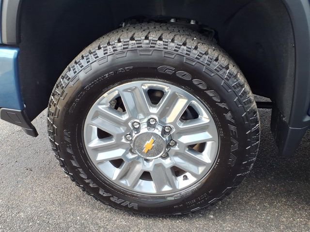 Used 2025 Chevrolet Silverado 2500 High Country w/ High Country Premium Package image 8