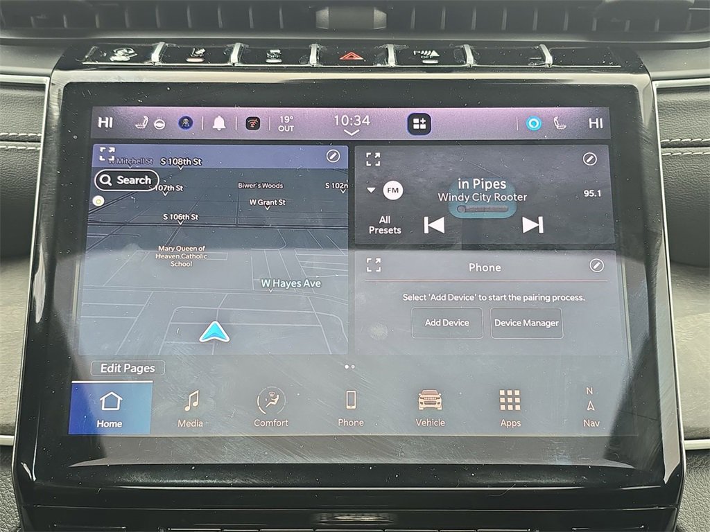 Used 2025 Jeep Grand Cherokee Limited w/ Black Appearance Package image 14