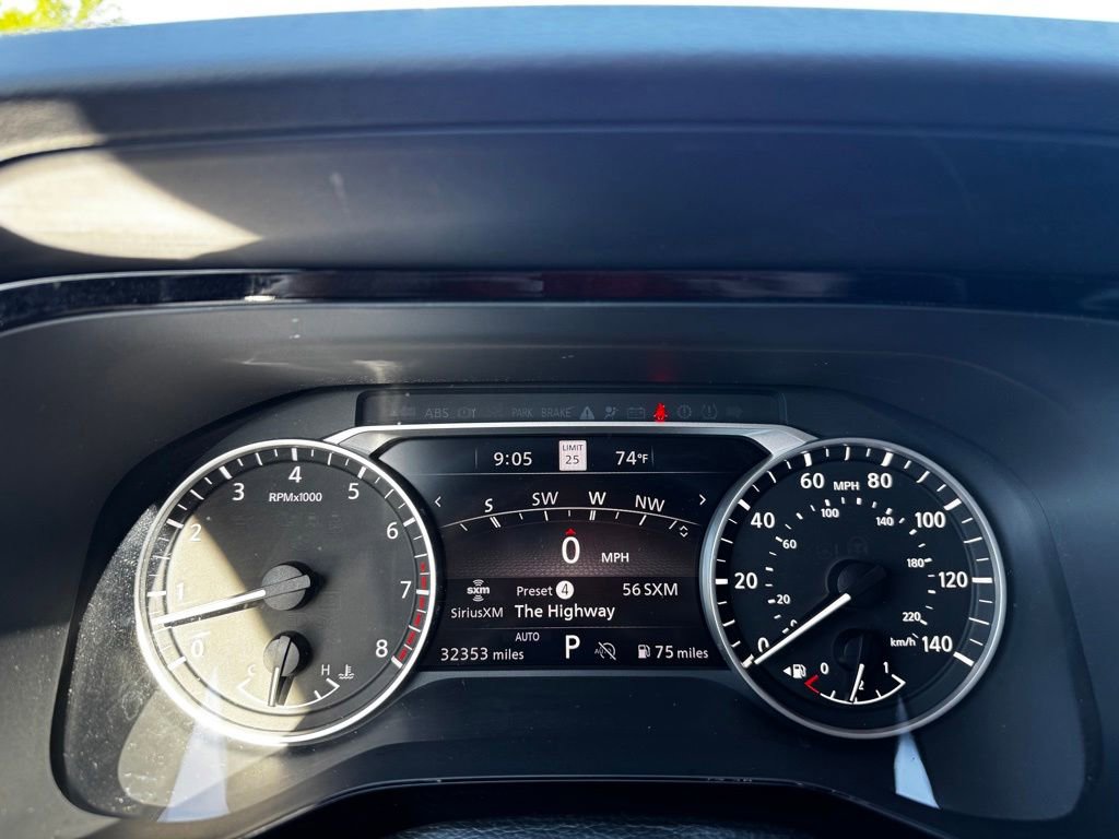 Used 2023 Nissan Pathfinder SL w/ Black Appearance Package AWD/4WD image 19