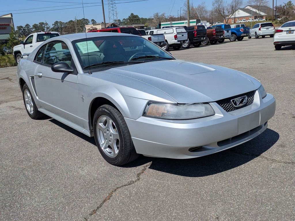 Used 2003 Ford Mustang Coupe image 2