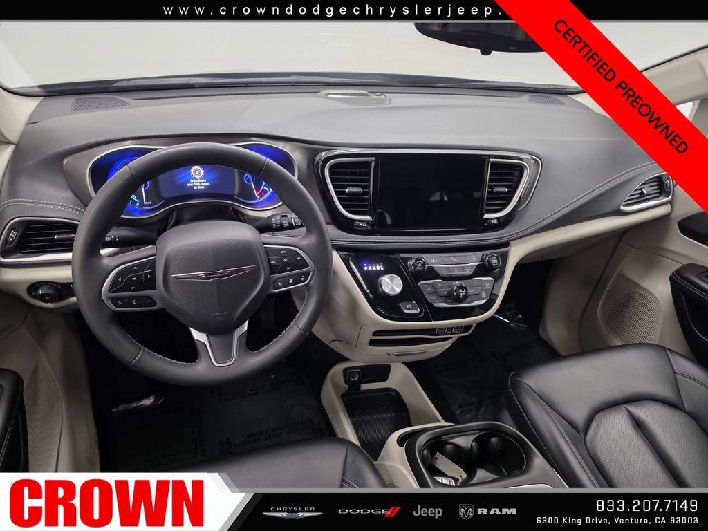 Certified 2024 Chrysler Pacifica Limited FWD image 17