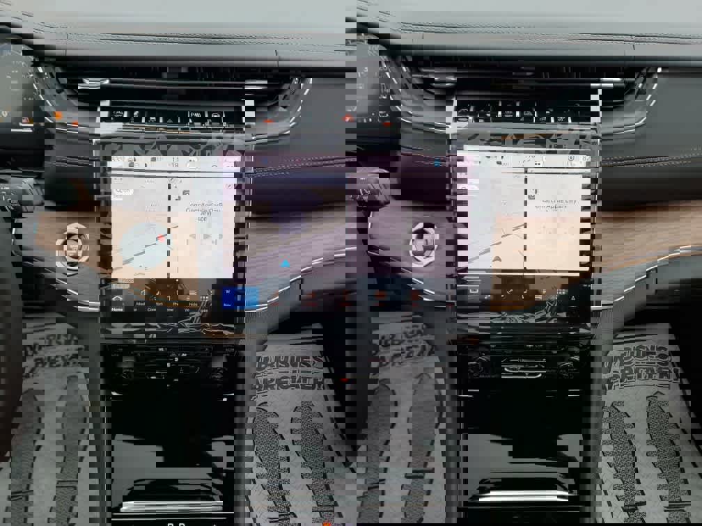 Used 2025 Jeep Grand Cherokee Summit image 21