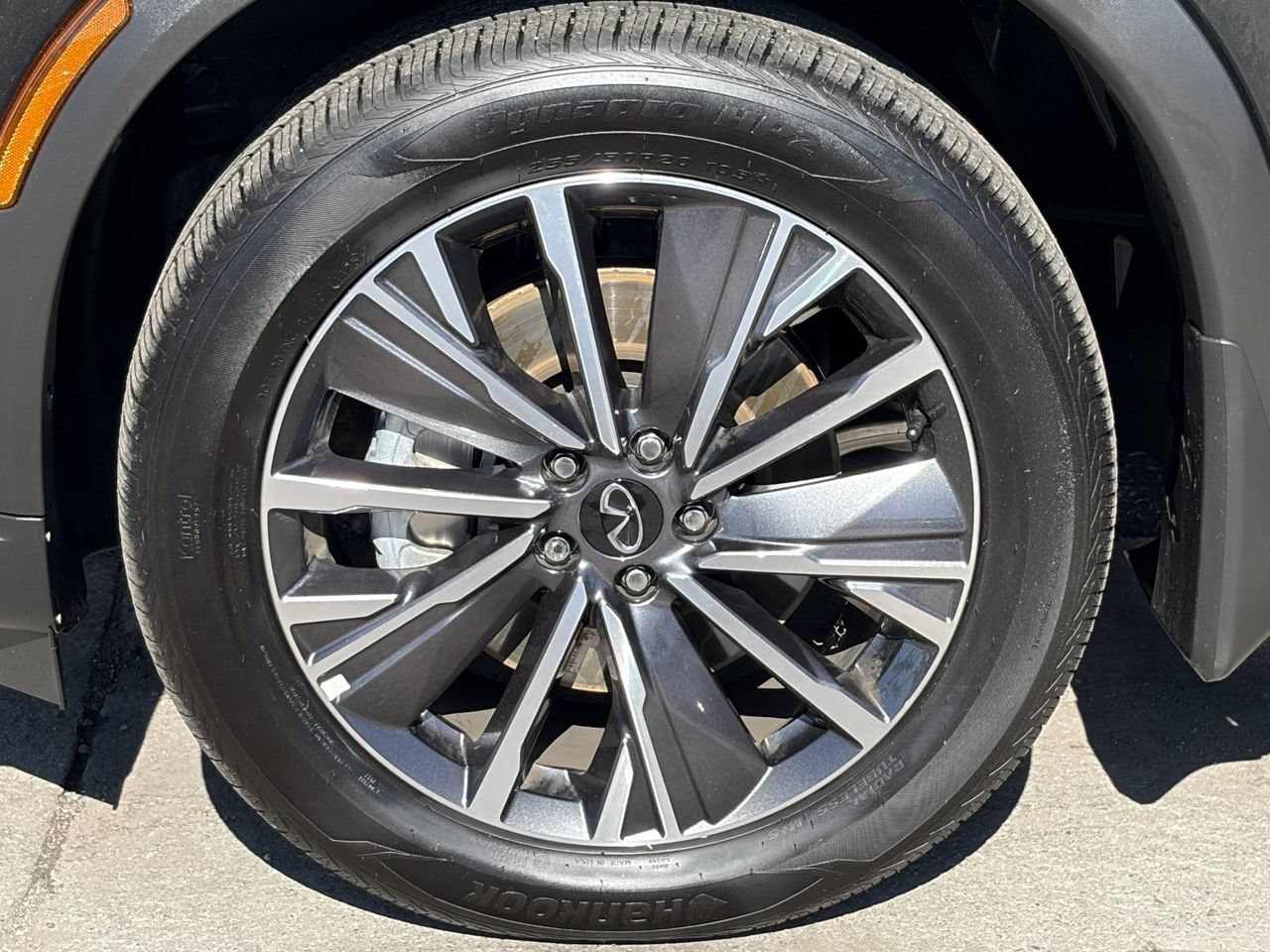 Certified 2026 INFINITI QX60 Luxe FWD image 8