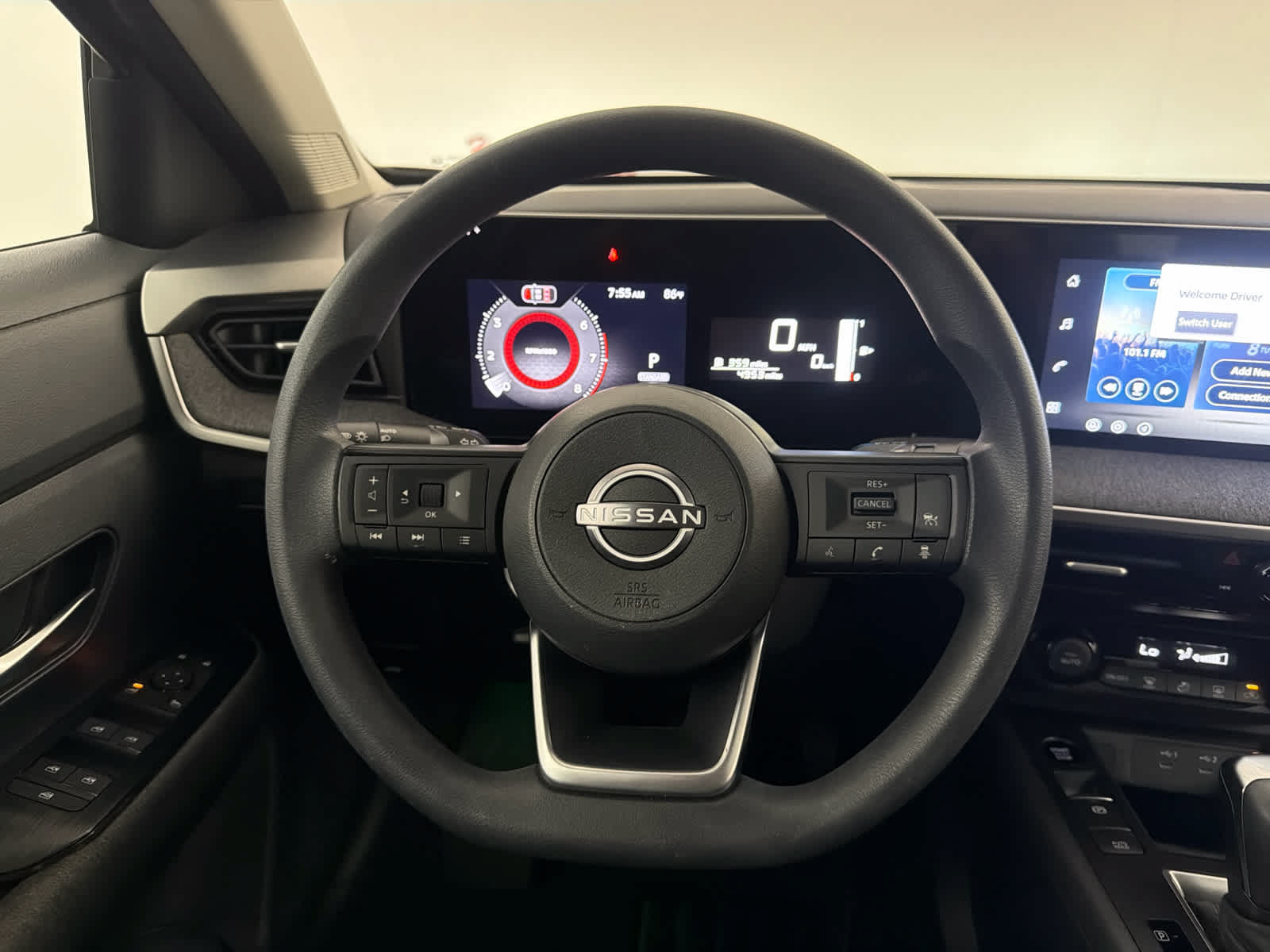Certified 2026 Nissan Kicks SV w/ Interior Electronics Package FWD image 17