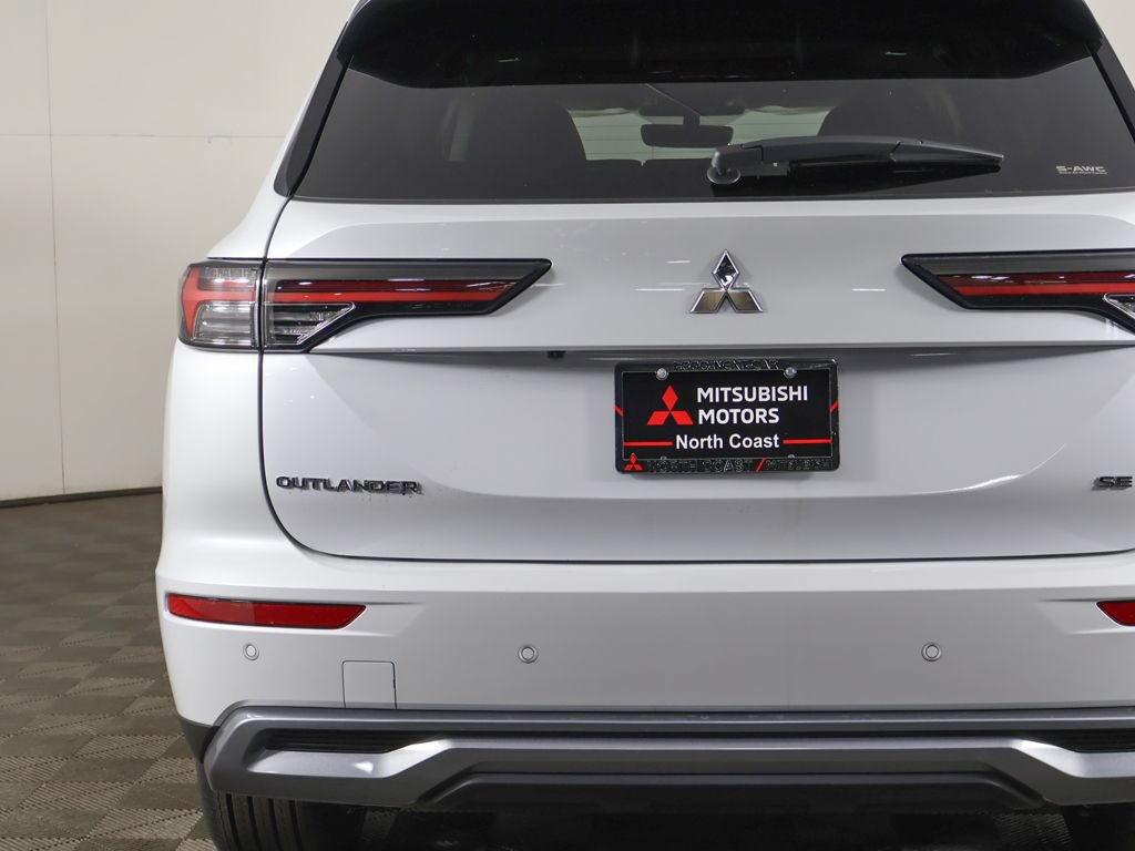 New 2026 Mitsubishi Outlander SE AWD/4WD image 17