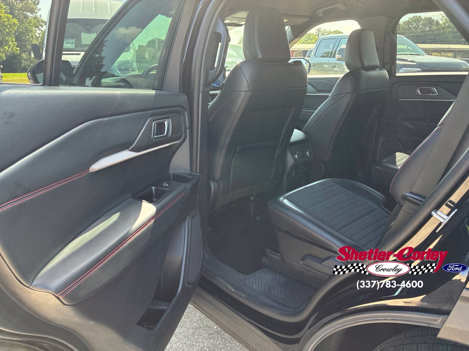 Used 2025 Ford Explorer ST-Line AWD/4WD image 11