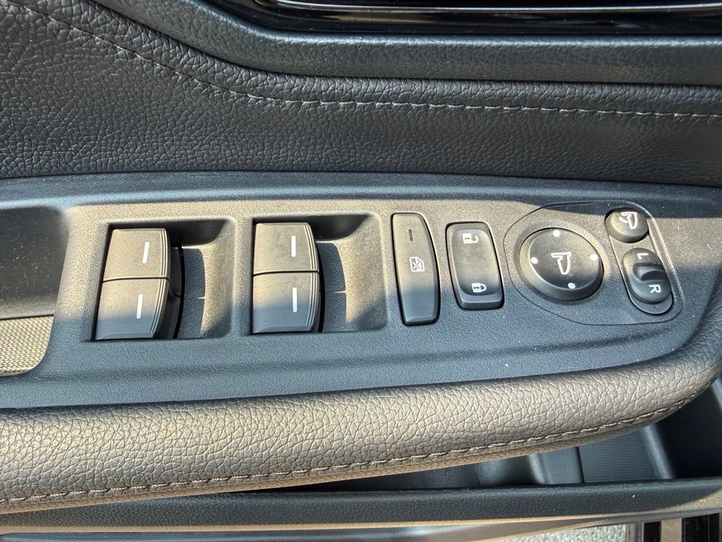 Used 2024 Honda Odyssey Elite image 31
