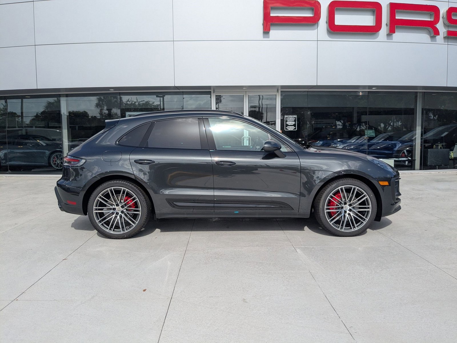 New 2025 Porsche Macan S image 8